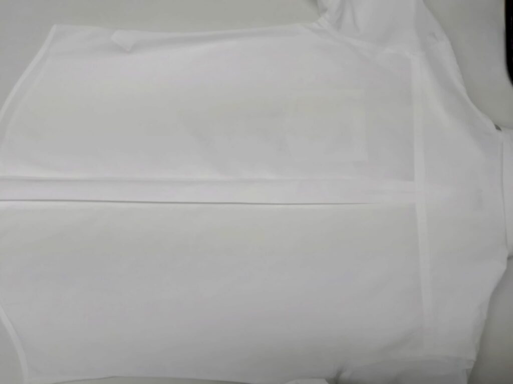 yシャツのsenaka背中タッグ仕上げ画像